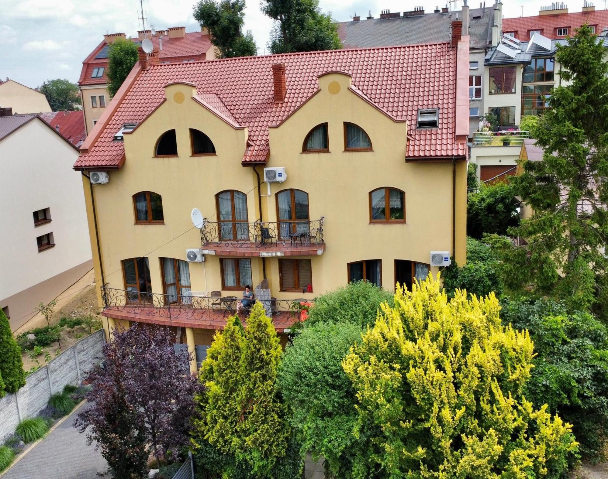 Apartament Goscinny Lancut Exterior photo
